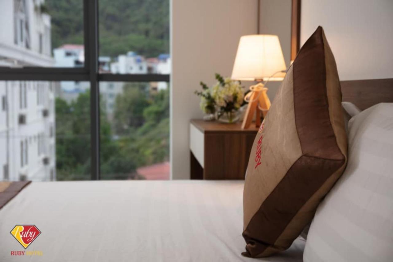 Ruby Hotel Cat Ba Dong Khe Sau Exteriör bild