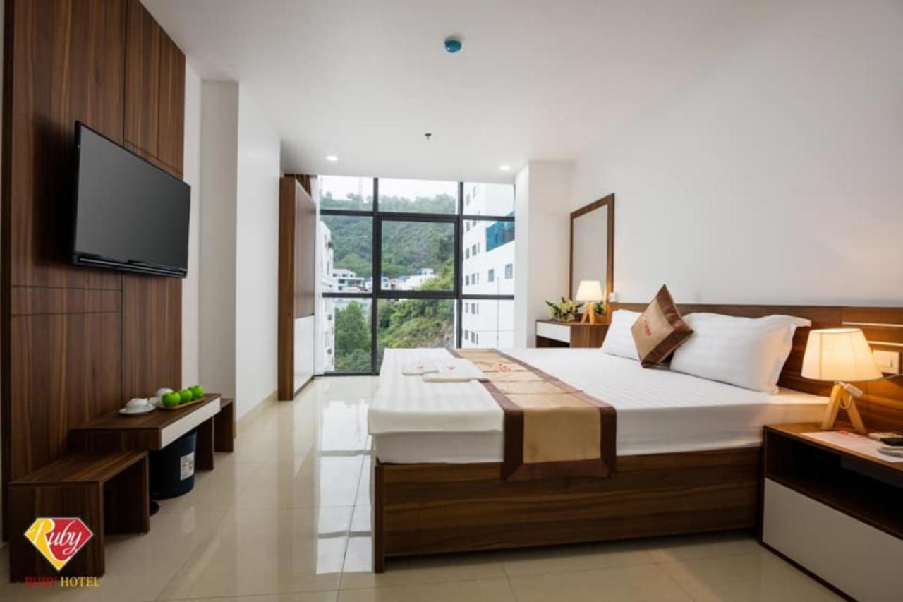 Ruby Hotel Cat Ba Dong Khe Sau Exteriör bild