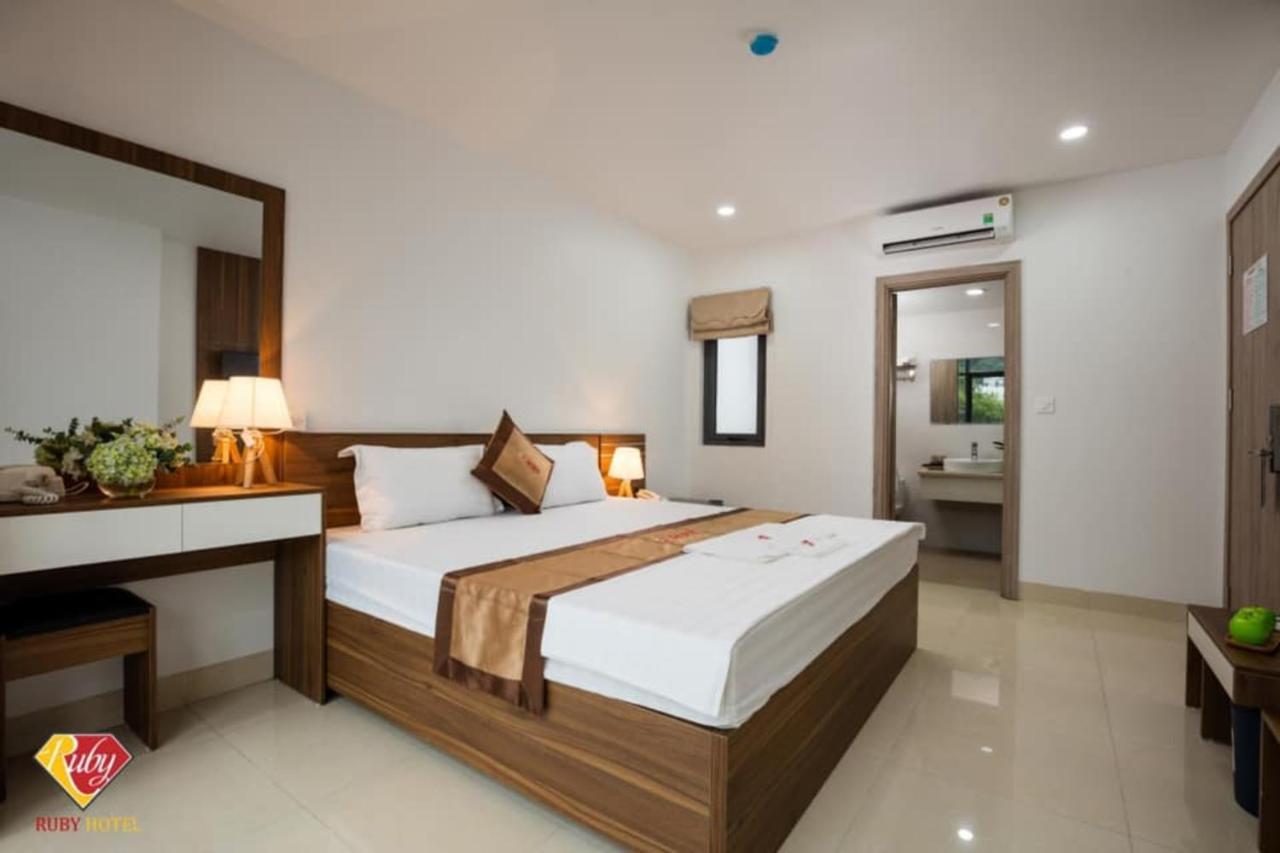 Ruby Hotel Cat Ba Dong Khe Sau Exteriör bild